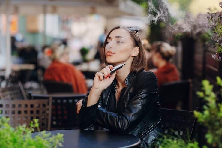 Jednorázová E-cigareta bemutató és vásárlási tippek — elektromos cigi töltő vélemények, tesztek és tanácsok
