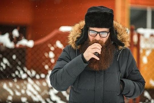 Fedezd fel az elektromos cigi fajták előnyeit és hátrányait az elektromos cigi fajták világában