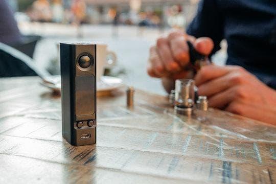 Hogyan befolyásolja az e cigi az asztma tüneteit és mit tehetnek az e cigi használók asztma esetén