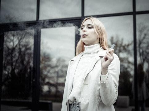 kecskemét e cigi bolt bemutató, legjobb készletek, akciók és nyitvatartás a helyiek szerint